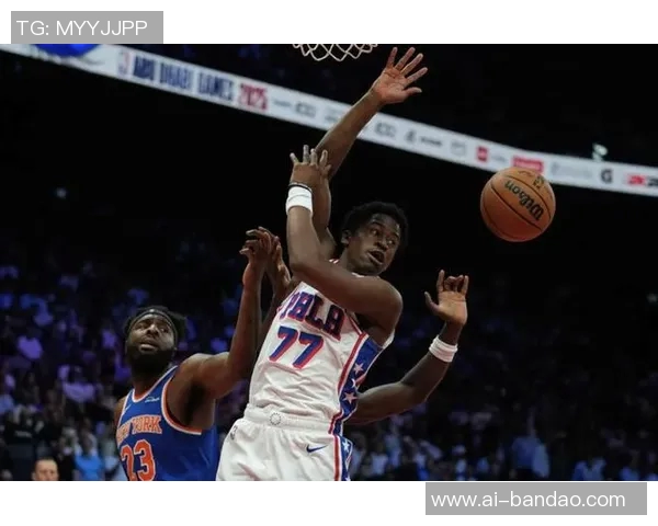 埃奇库姆因左小腿紧绷缺席生涯首场比赛将错过对阵热火的机会